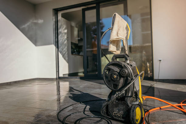 Best Sign and Awning Cleaning  in Davie, FL